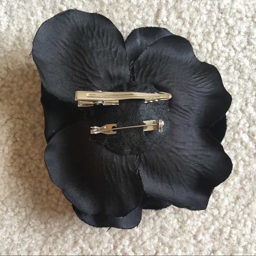 Hair Clips - Picture 5 of 5